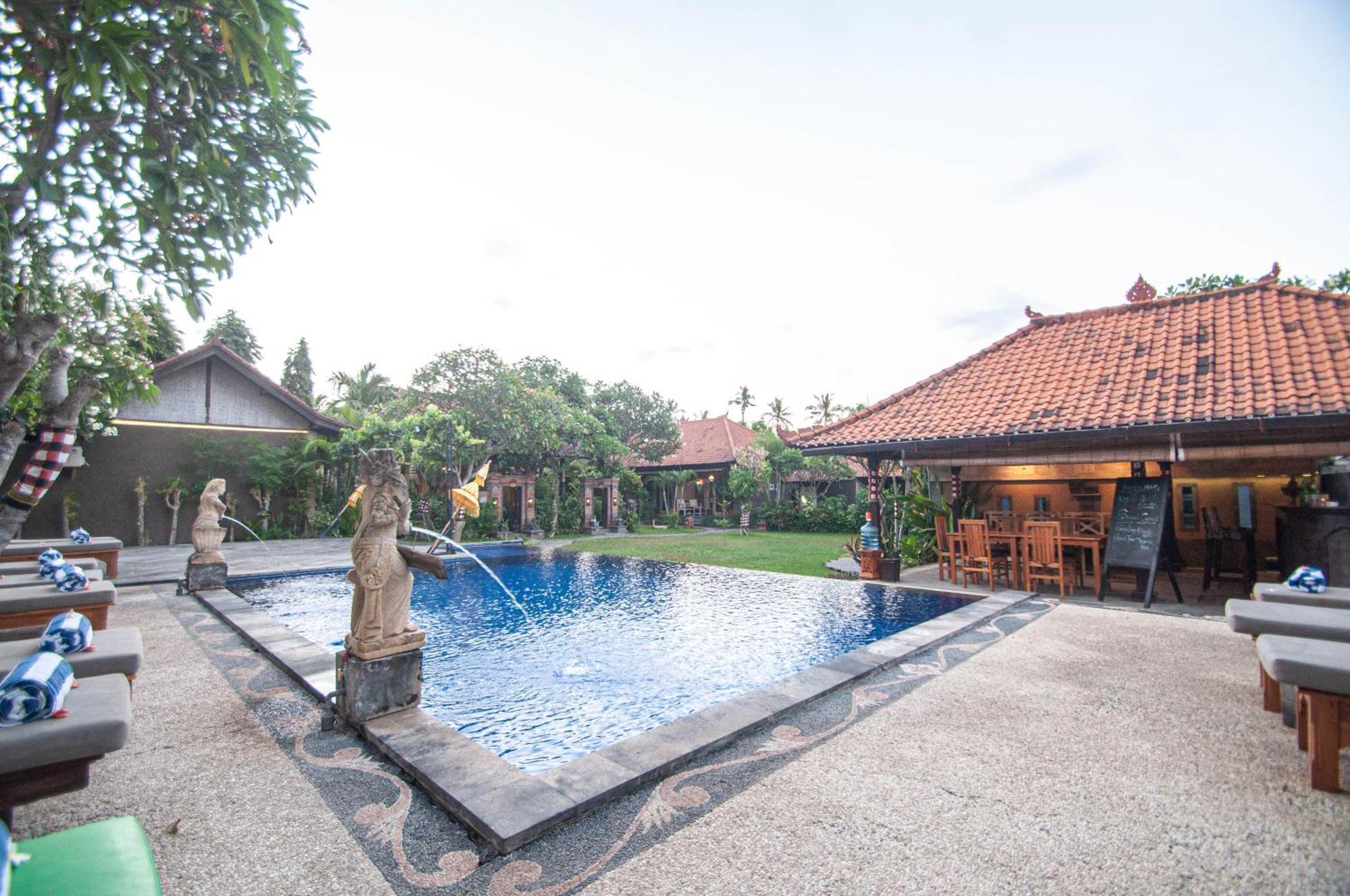 Kubuku Eco Dive Lodge And Yoga Pemuteran  Exterior photo